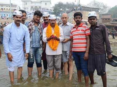 images_News_India_Kejriwal-varanasi-AFP
