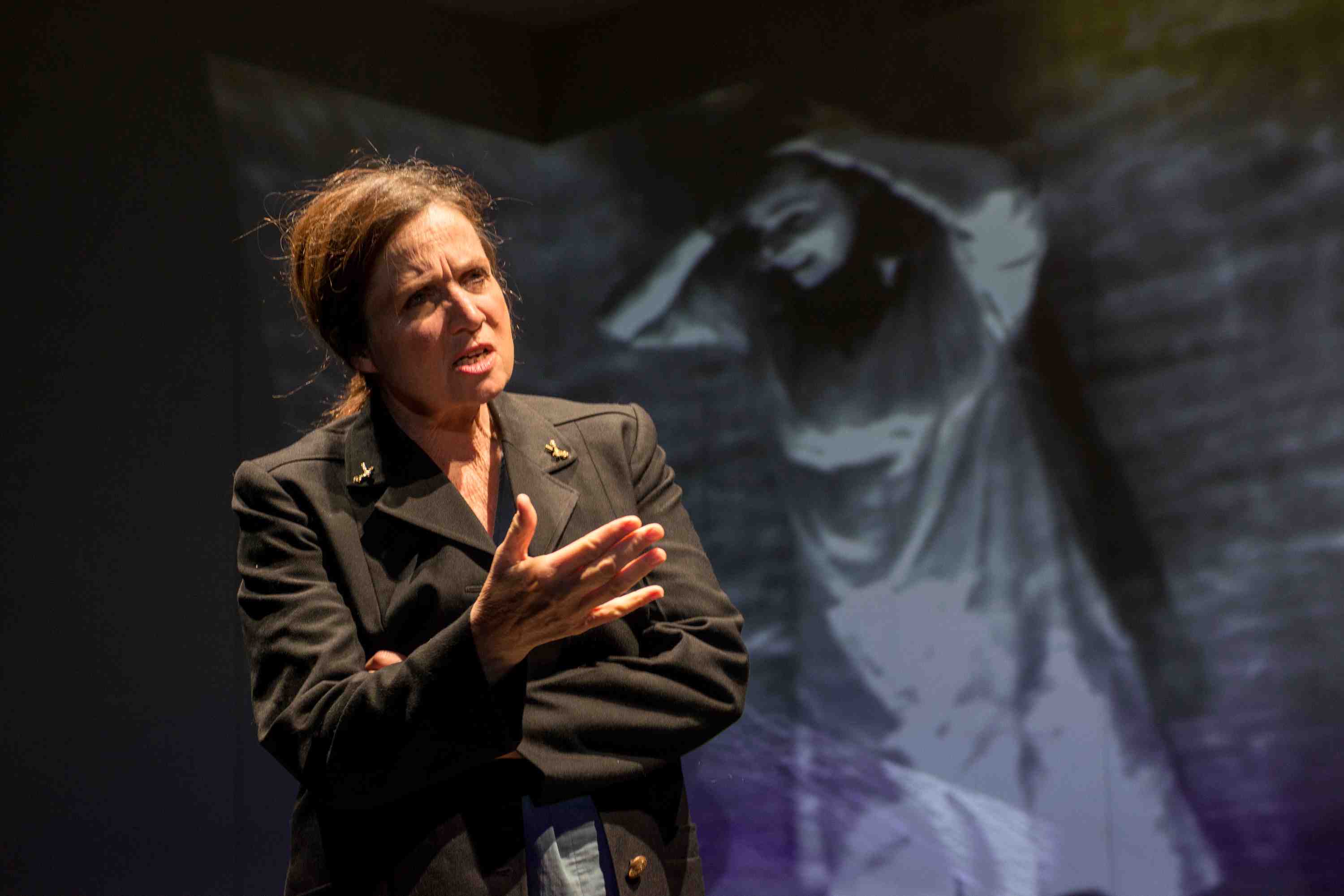 images_Whatson_Judith Thompson in Watching Glory Die-photo by Wendy D _WDP5713-sm