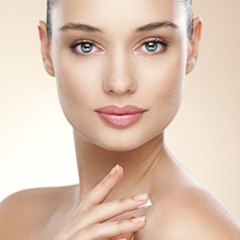 images_Lifestyle_Fashion_flawless_skin_copy