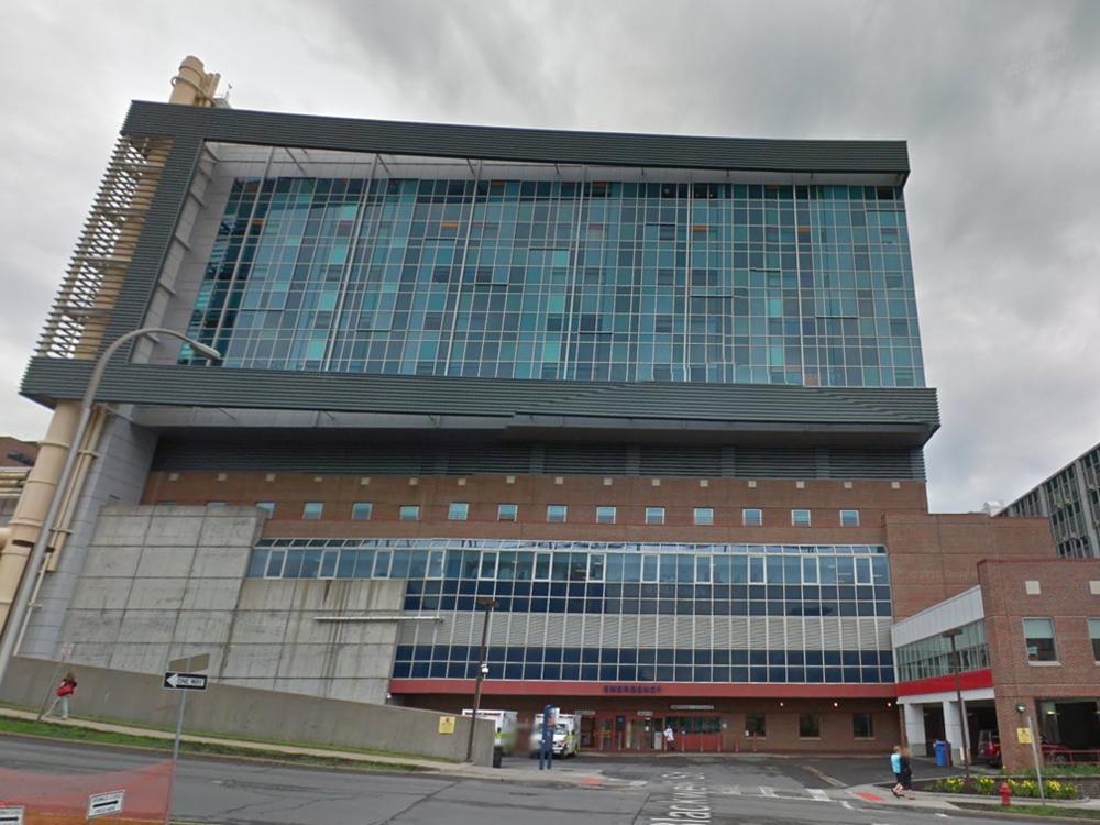 images_News_Canada_syracuse-upstate-medical-university-emergency-department-google-streetview