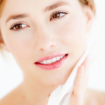 images_Lifestyle_DailyLife_Face_Wipes