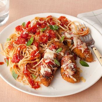 images_Lifestyle_Food_Parmigiano_and_Herb_Chicken_Tenders