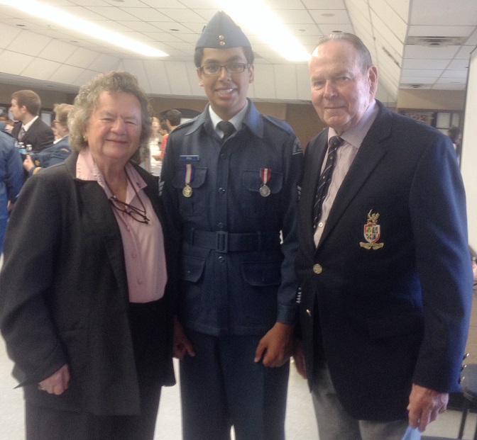 images_Lifestyle_Teens_Harnoor Gill is posing with Chris Hadfields parents Roger and Eleanor Hadfield