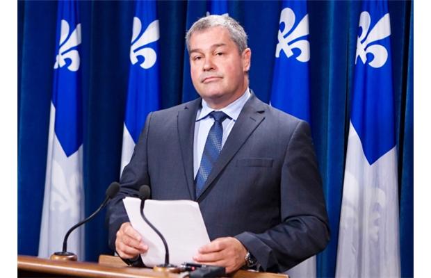 images_News_Canada_10012000