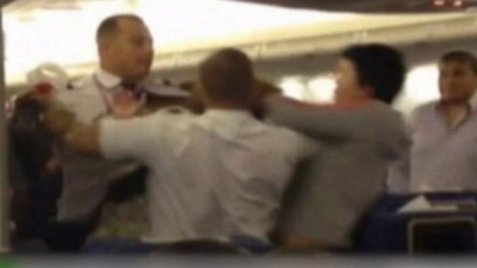 Fainted Passenger Delays Sunwing Flight 772 Again Fainted Passenger Delays Sunwing Flight 772 Again