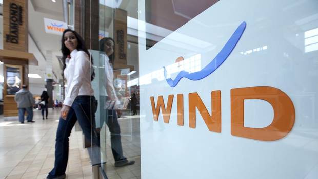 Ottawa to Auction New Wireless Spectrum, Hoping to Break Big Three