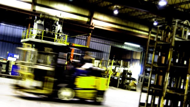 images_News_Canada_factory