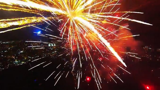 images_News_Canada_fireworks