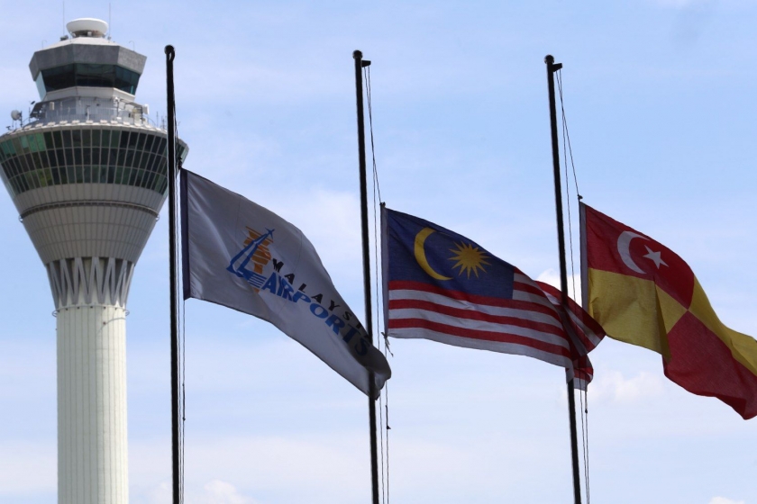 images_News_Asia_malaysian airlines flags