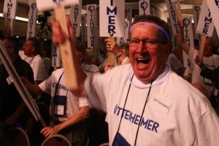 images_News_Canada_PC-Voting