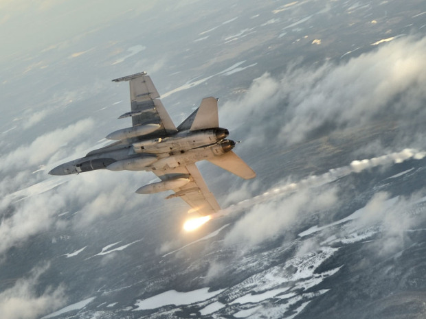 images_News_Canada_cf-18_copy
