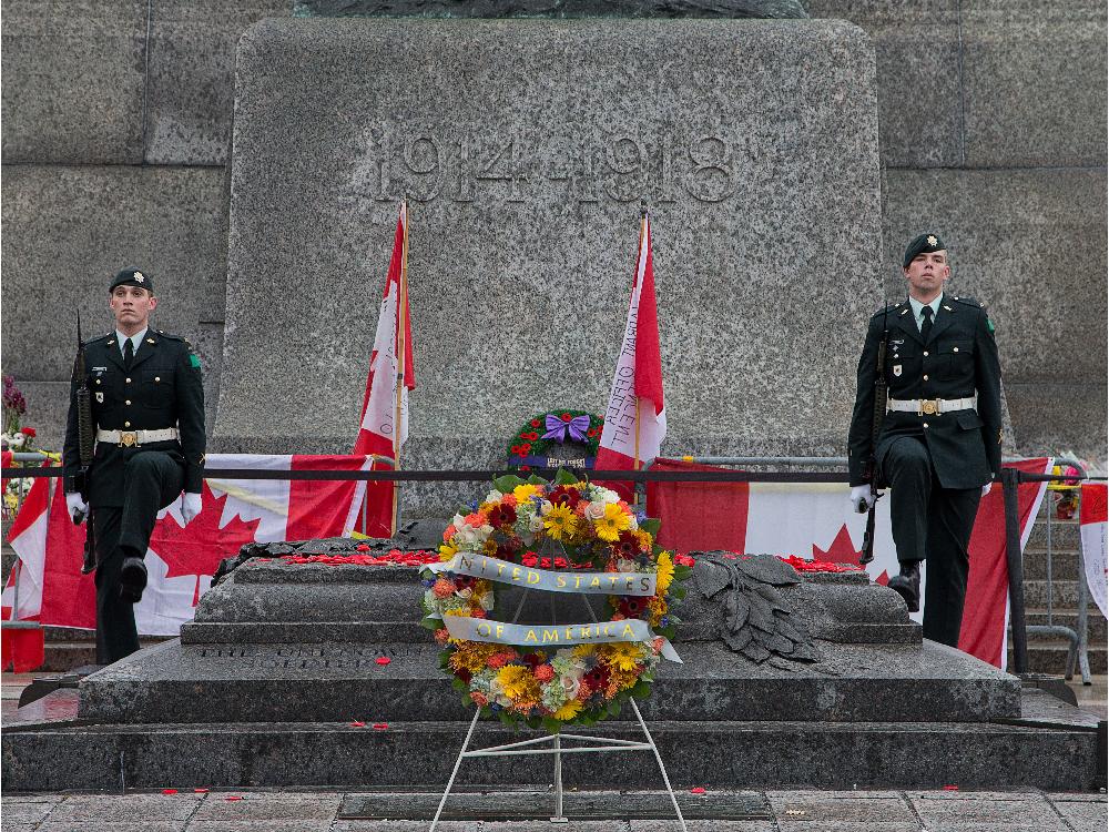 images_News_Canada_ottawa-police-continue-to-maintain-armed-guards-at-the-war-m