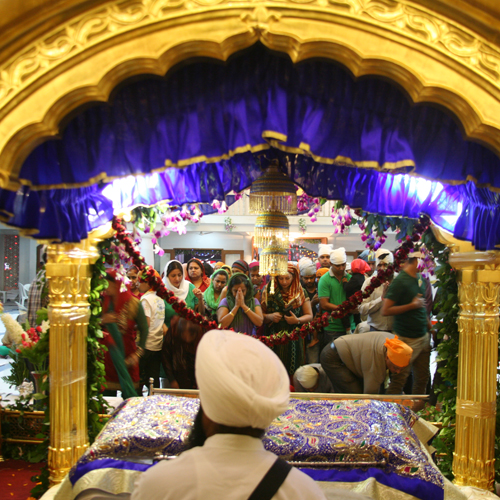 images_News_Pakistan_280407-sikh-gurudwara