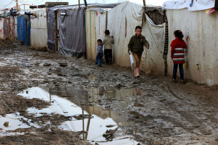 images_News_Canada_lebanon-syria-refugees-dec-2_copy