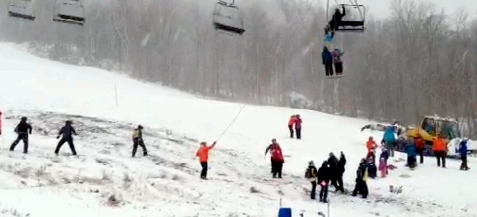 images_News_Canada_chairlift