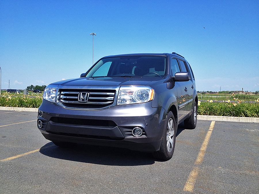 images_Lifestyle_Automotive_Honda_Pilot_2015-001