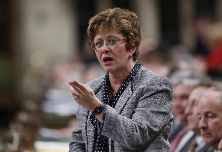 images_News_Canada_ministerfinlay