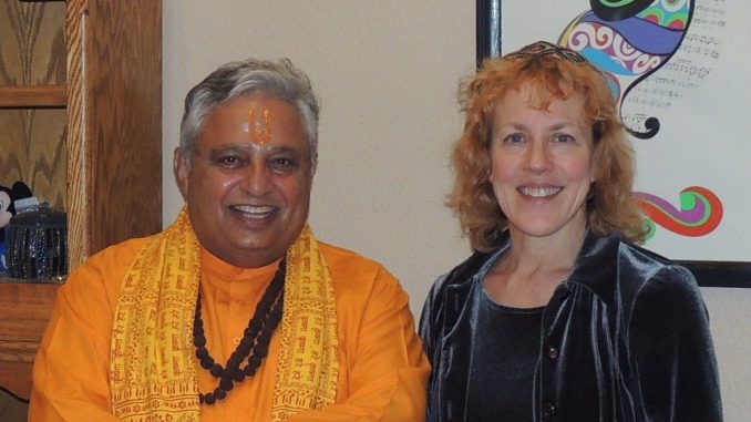 images_News_SouthAsiansAbroad_Rajan Zed with Rabbi ElizaBeth W. Beyer right