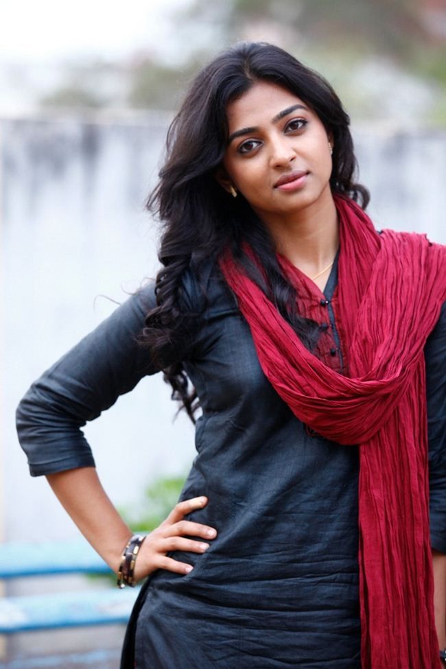 images_Cinema_Masala_Radhika Apte