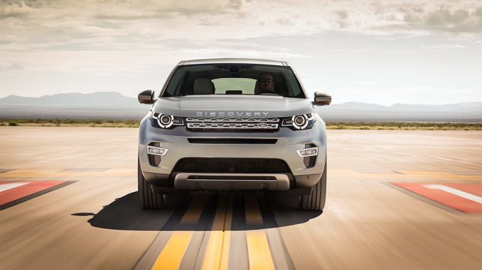 images_Lifestyle_Automotive_LR_DiscoverySport_2015-004