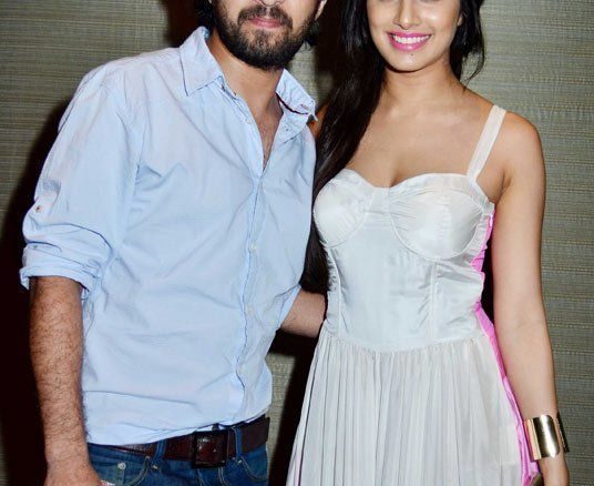 Shraddha-Kapoor-Siddhant-Kapoor