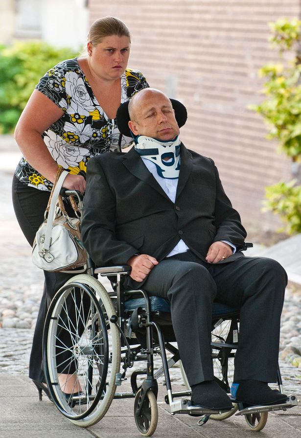 images_News_England_PAY-Alan-Knight-fraudster
