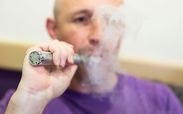 images_News_England_Welsh_vaper_D95TBP_3595408b