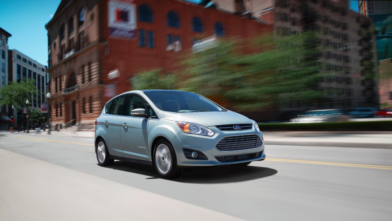 images_Lifestyle_Automotive_Ford_CMAX_2016-001
