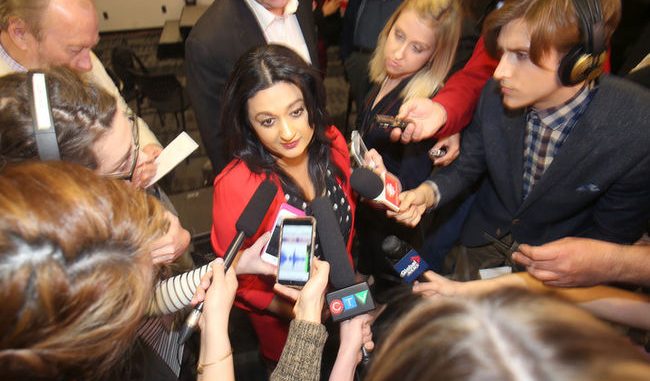 liberals bag three seats in manitoba