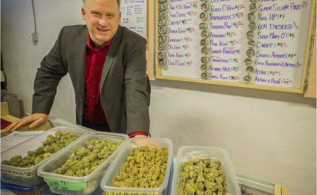 Calgary Police Charges B.C. Pot Activist Larsen for Selling Marijuana Seeds