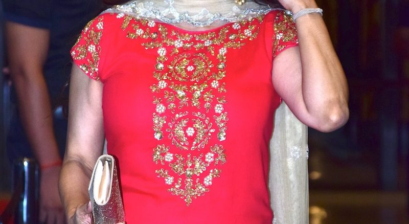 juhi chawla dons dipti amisha fusion chaandbaalis at preity zinta’s wedding reception