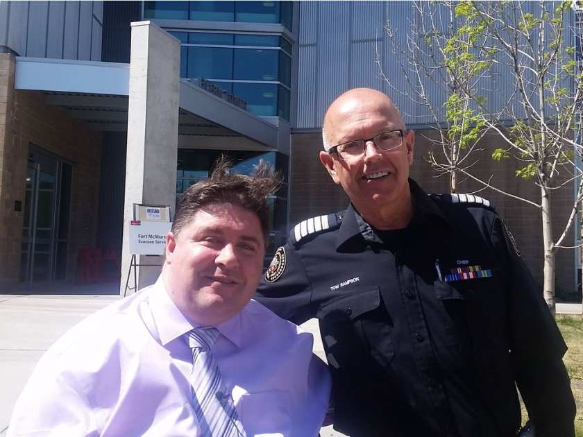 images_News_Canada_calgary-ab-veterans-affairs-minister-kent-hehr-and-cema