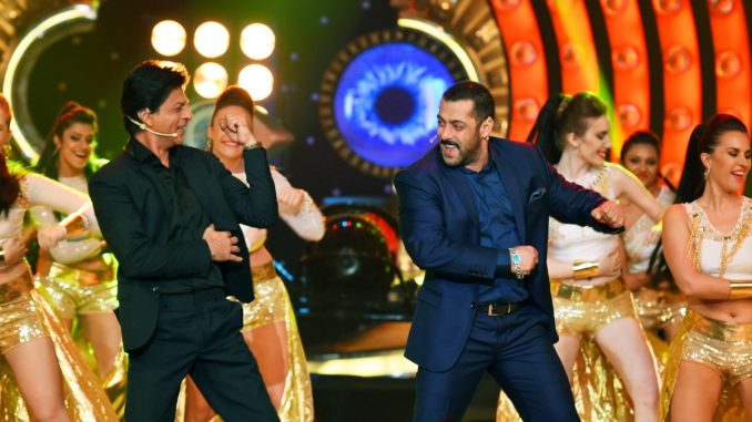 Salman Khan with Shah Rukh Khan on Bigg Boss Salman Khan with Shah Rukh Khan on Bigg Boss