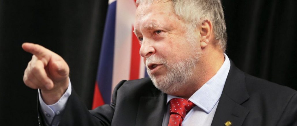 ted mcmeekin resigns as ontario minister to allow gender parity