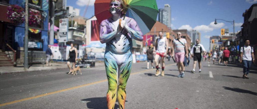 trudeau, wynne, tory partake in toronto pride parade