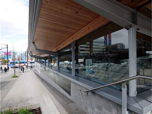 images_News_Canada_12154040