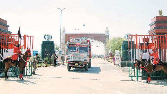 images_News_Pakistan_Wagah-open-for-Afghan-traders-says-FO-after-Ghanis-warning pakistan claims wagah not closed for afghan traders