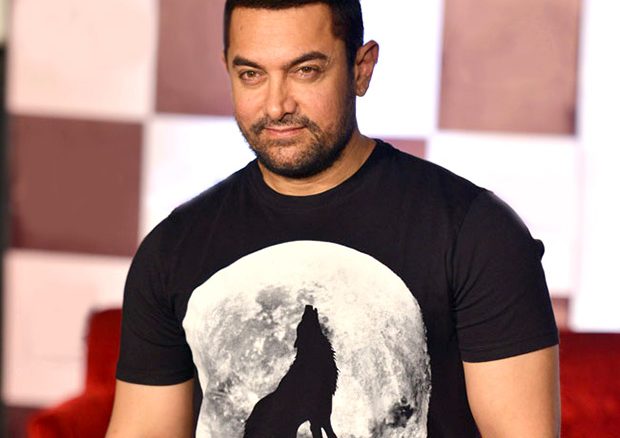 aamir khan posts a selfie video to thank fans