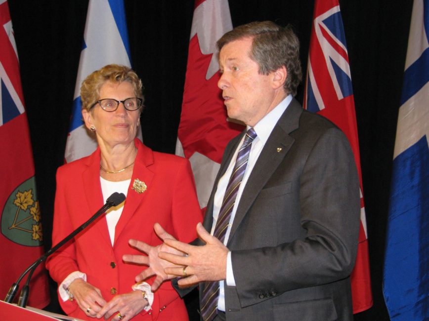 images_News_Canada_tory-wynne.jpg.size.custom.crop.868x650