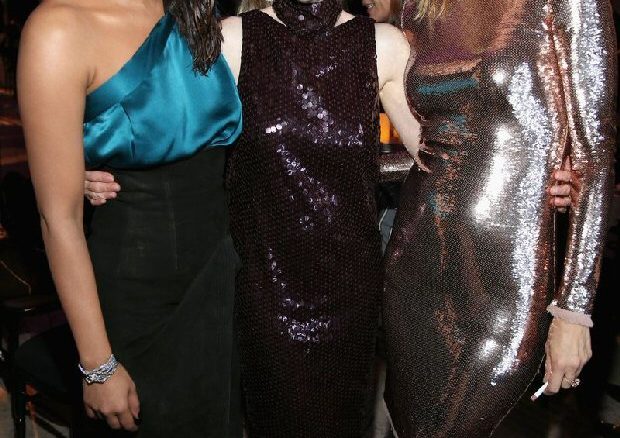 watch: usher presents priyanka chopra with breakout style star award