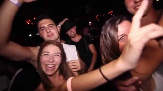 All White Party @ Gravity Soundbar FREE BEFORE 11