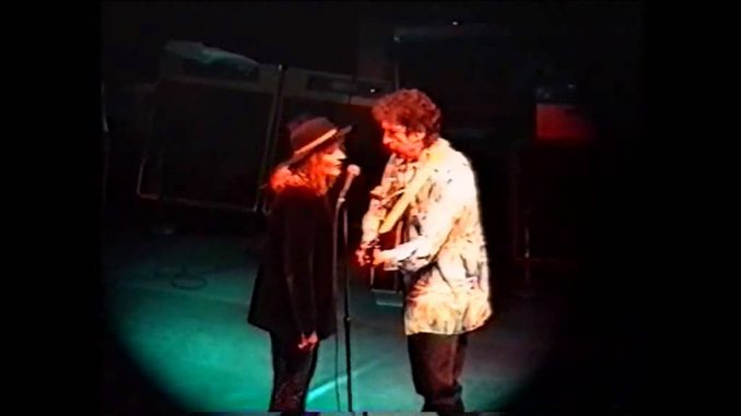 Bob Dylan sings along with Swiss Liz