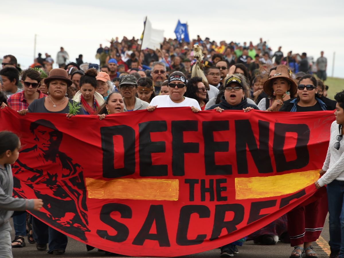what you need to know about the dakota access pipeline protests
