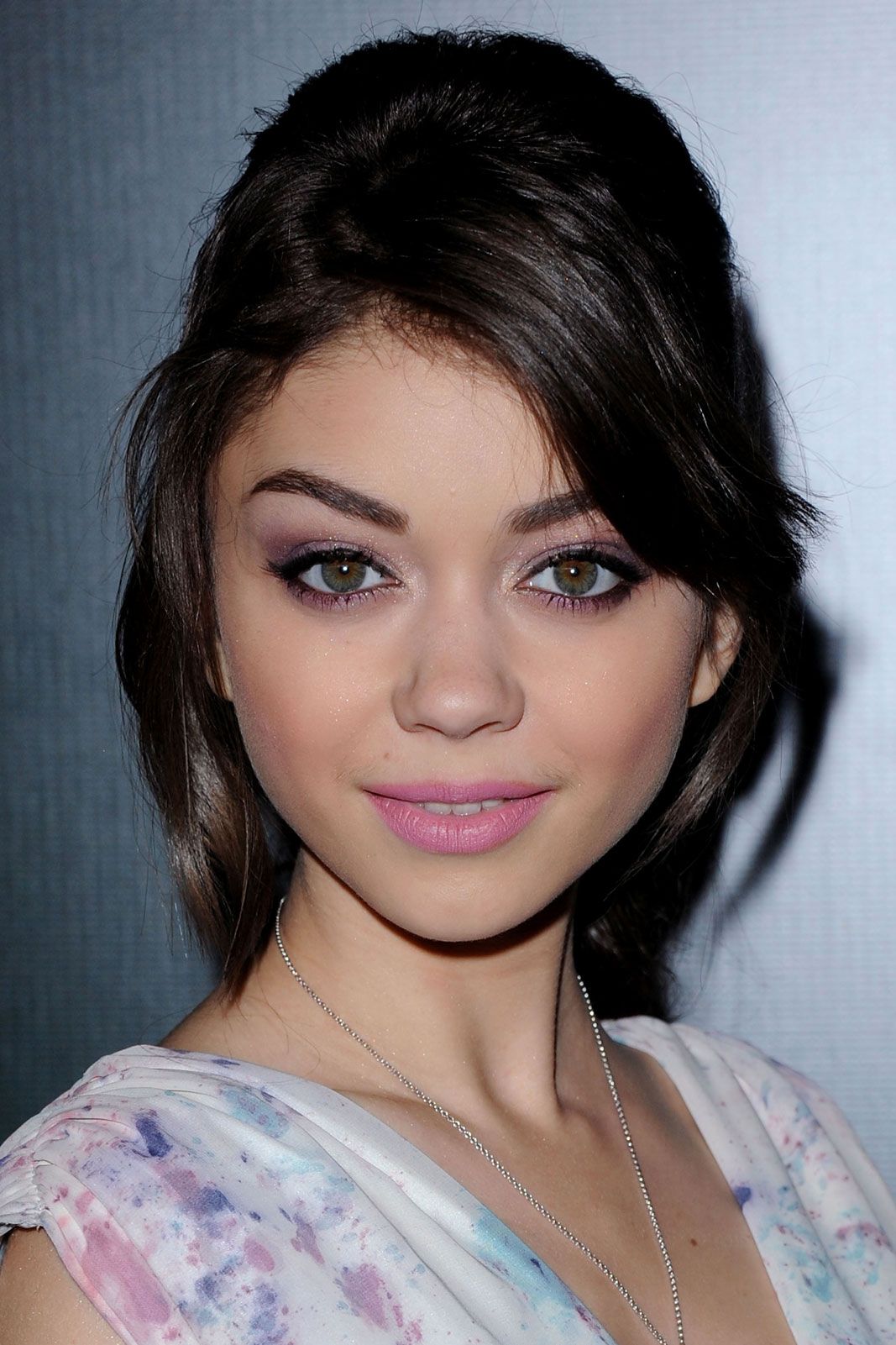 see sarah hyland’s beauty evolution