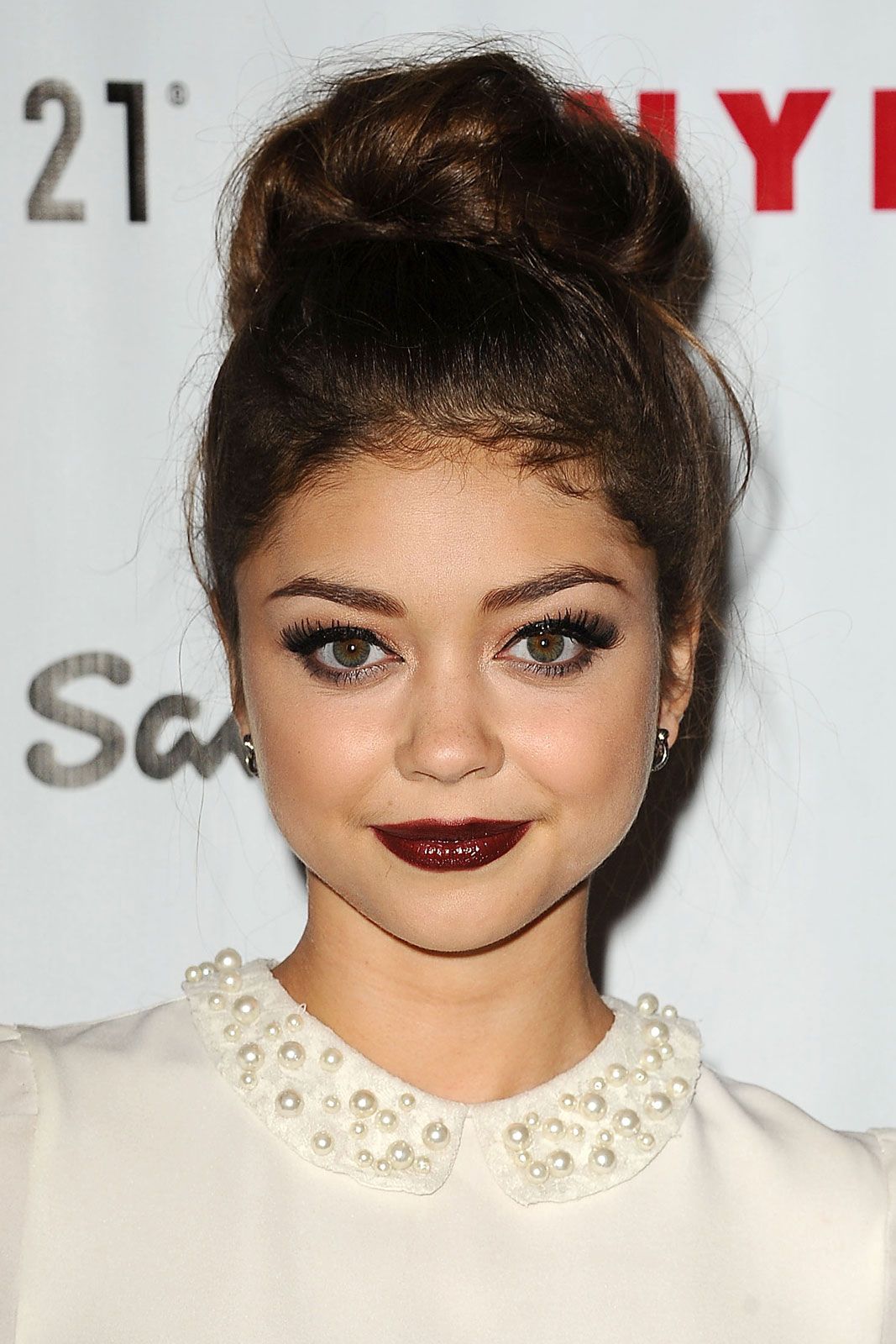 see sarah hyland’s beauty evolution