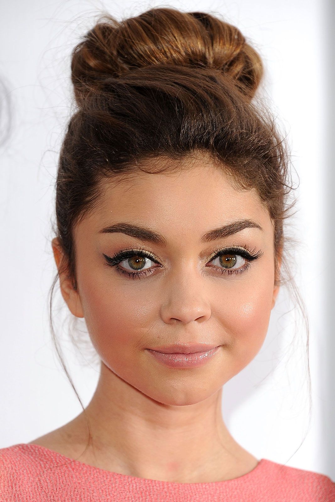 see sarah hyland’s beauty evolution