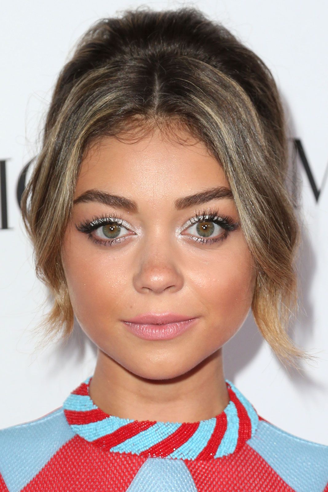 see sarah hyland’s beauty evolution