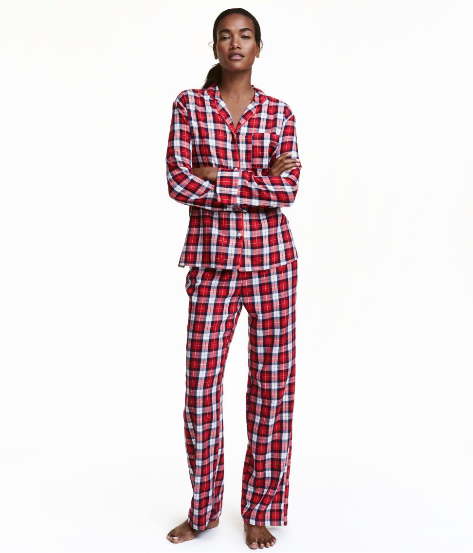 25+ perfect pajamas for your next netflix marathon