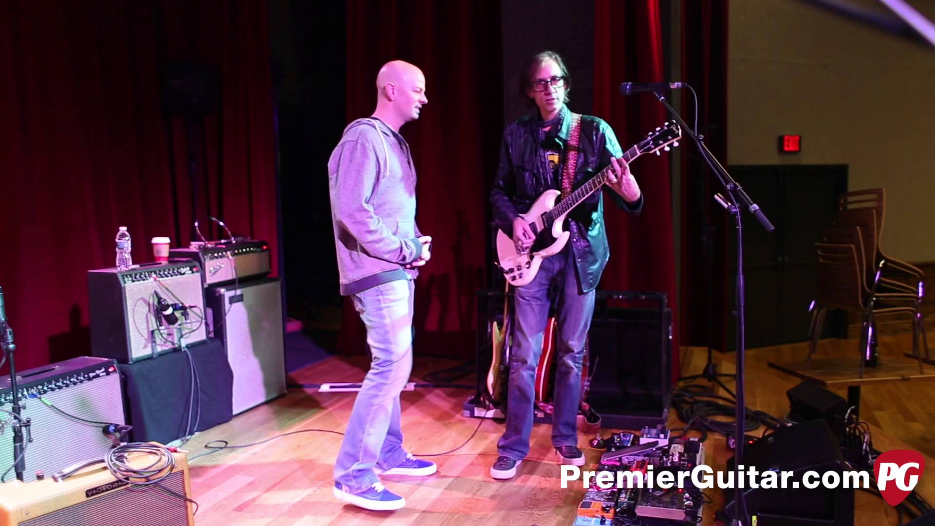 Online Boxing Day Guitar Door Crashers