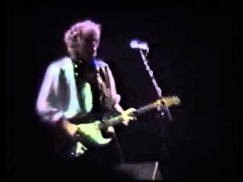 Review: Bob Dylan Performing Artists 1986 – 1990 and Beyond